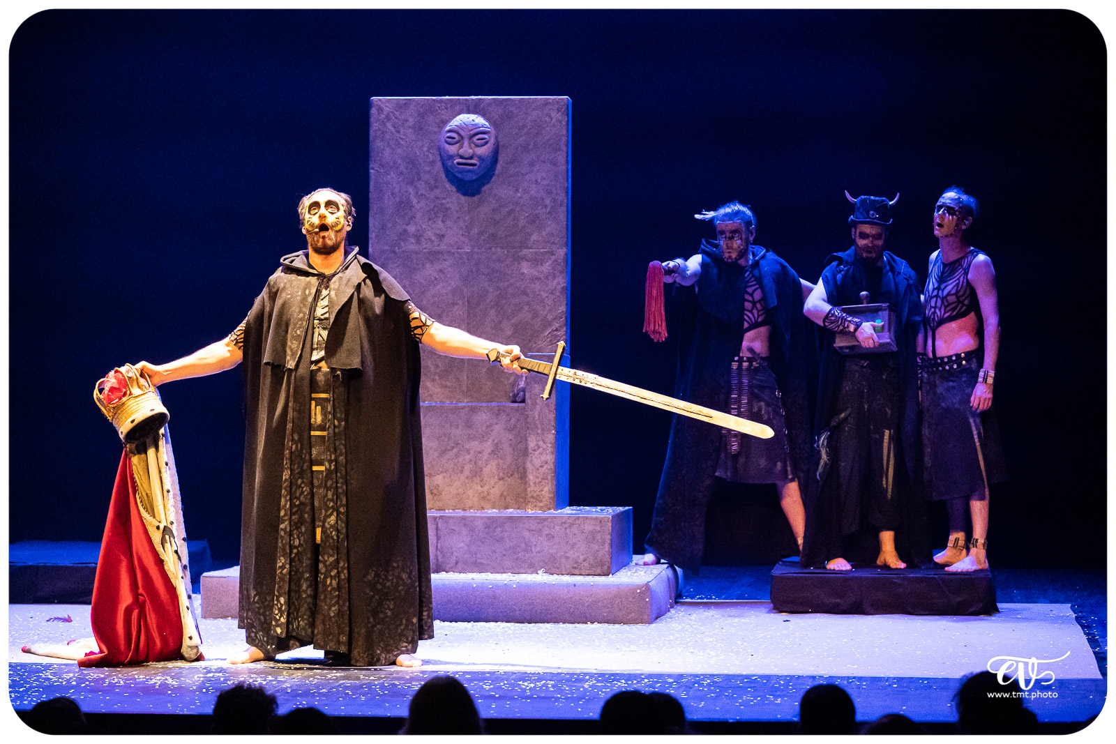 THE PRIMITALS (YLLANA & PRIMITAL BROTHERS)